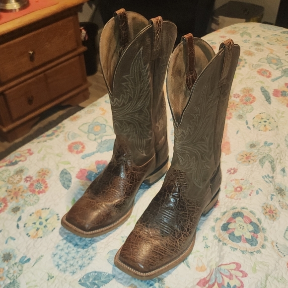 Ariat Brown Leather Western Boots - Picture 1 of 6